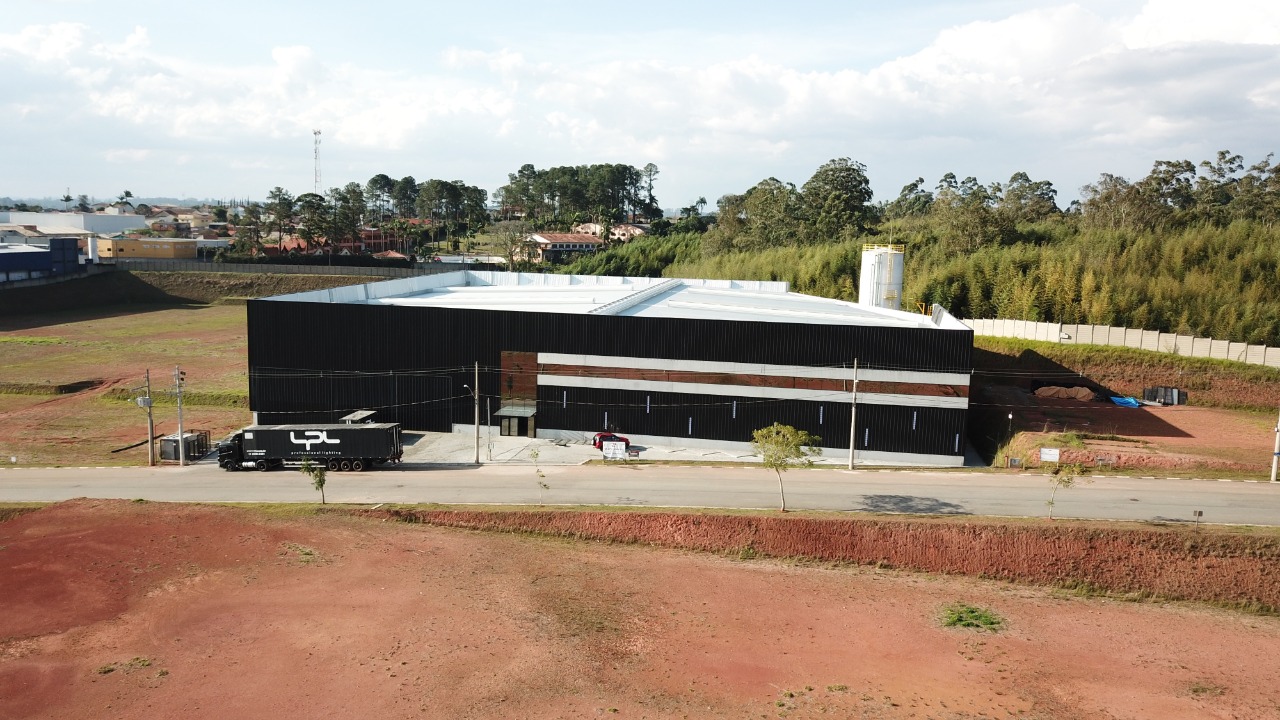 LPL Professional Lighting Ltda